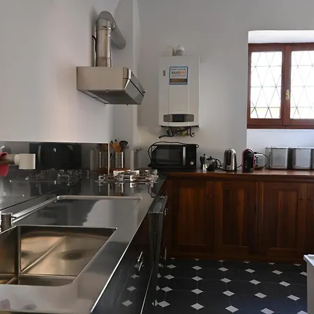 House Overseas * Riva Ligure