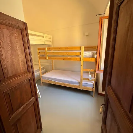 House Overseas Riva Ligure