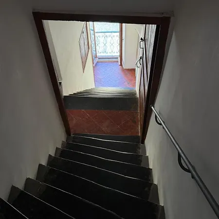 House Overseas Riva Ligure