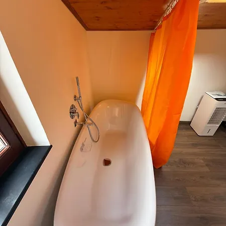 House Overseas Riva Ligure